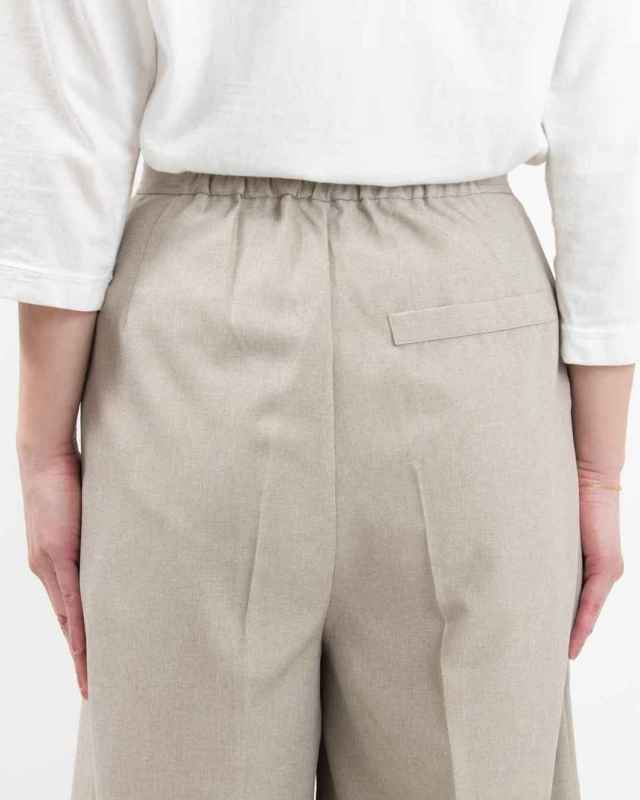 5102401  MAFRAIS リネンライクツイード タックフレアパンツ