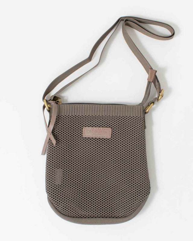 51088  ONEPAIRED/toleur ポリエステルニットミニショルダー