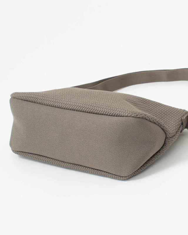 51101　ONEPAIRED/toleur ポリエステルニットショルダー