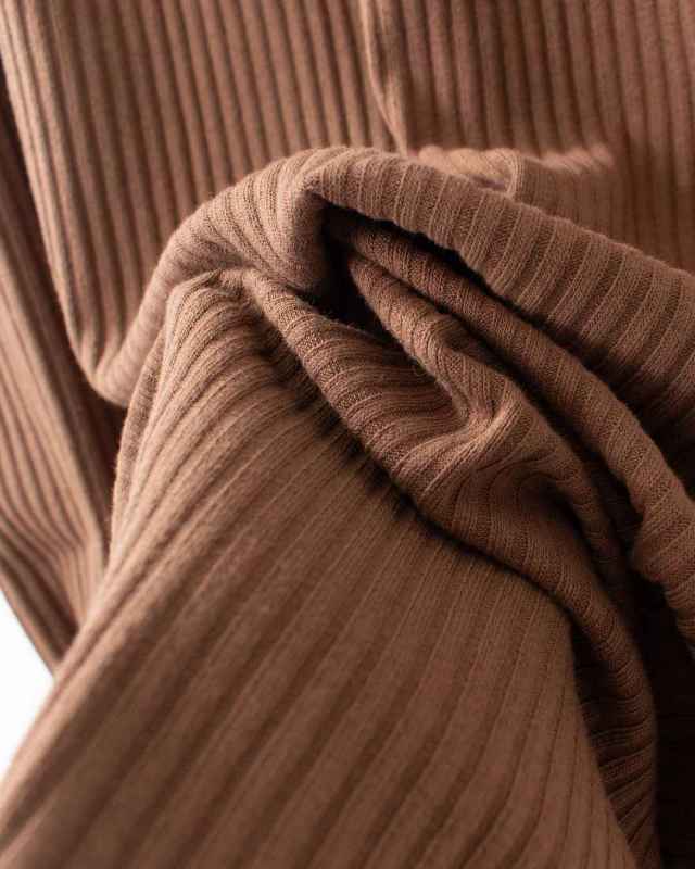 5686429 nuance of F リブナロースカート 