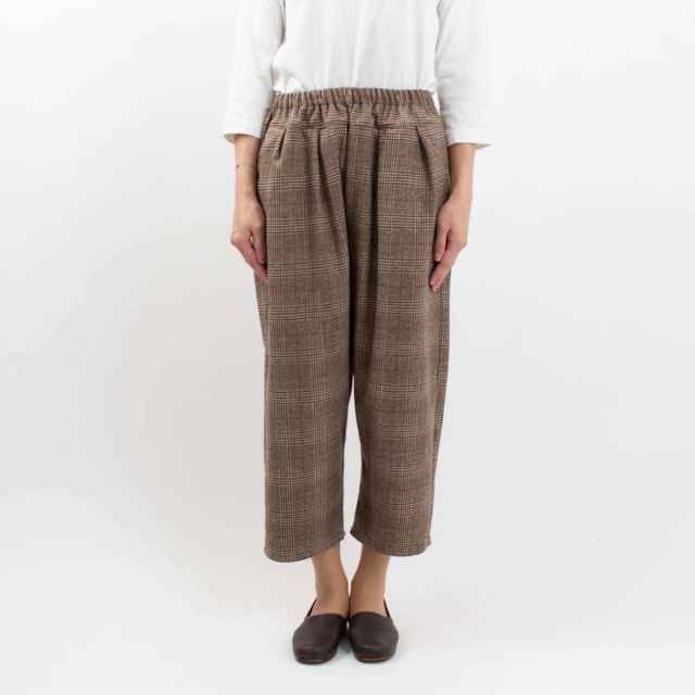 6378020　CUORE STORE タックパンツ