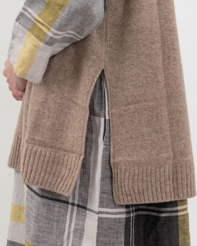 646611　NARU タスマニアラムタポットベスト