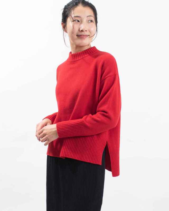 650600  NARU タスマニアラムコモドニット