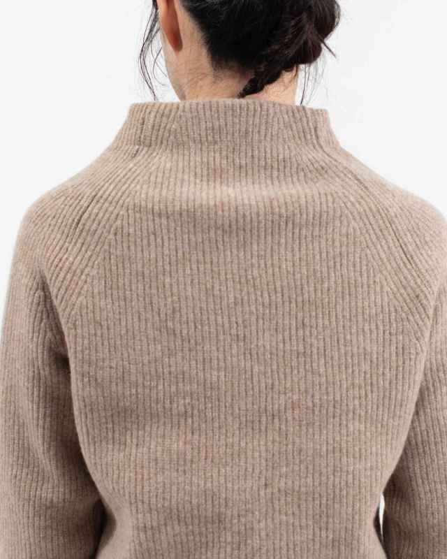 650602  NARU タスマニアラム エトレニットセーター プルオーバー