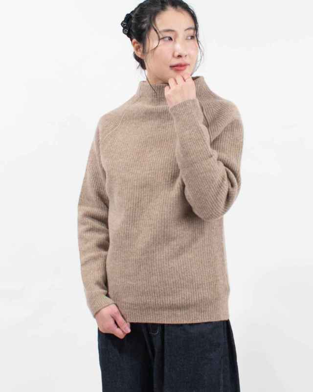 650602  NARU タスマニアラム エトレニットセーター プルオーバー