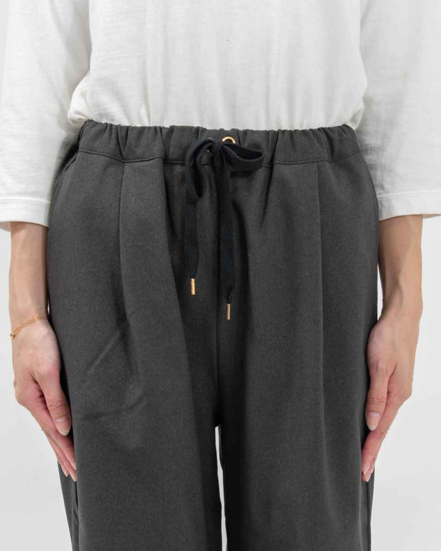 656915 NARU LANATEC-ECOツイルストレッチイージーパンツ