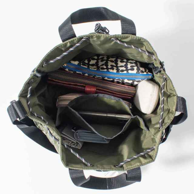 70DBLOOMSHOULDE  FREDRIK PACKERS 70D BLOOM SHOULDER QUILTING