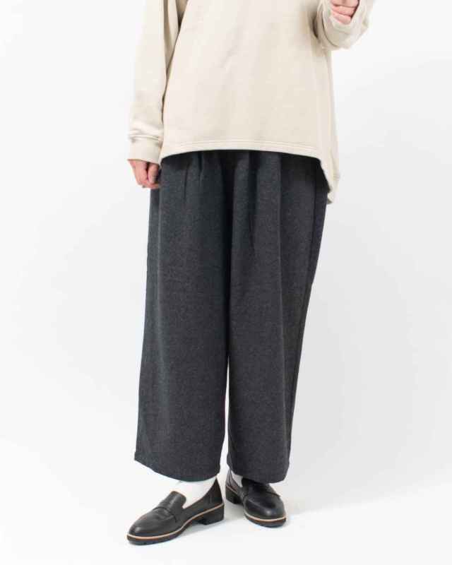 758-504 Bliss bunch タック使いワイドパンツ