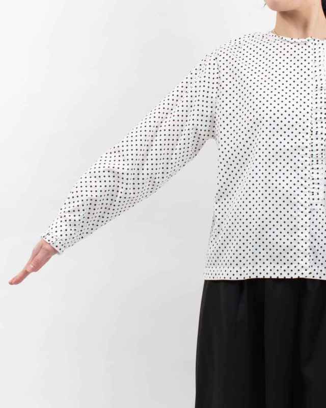 761-236 Bliss bunch フロントフリルブラウス