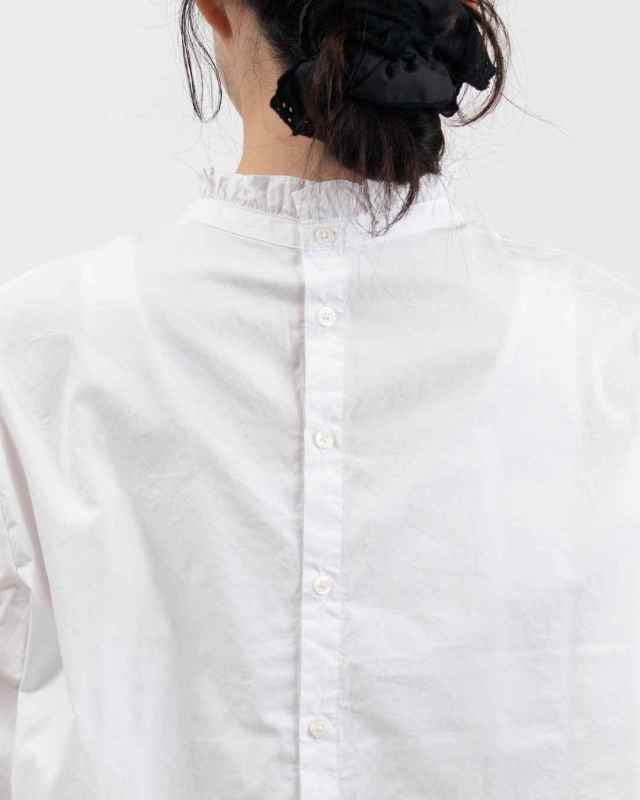 761-237 Bliss bunch バック釦フリル衿ブラウス