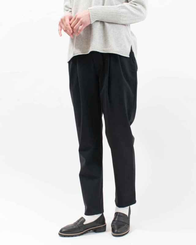 8116175 WWO きれいめポンチのタックテーパードパンツ 8116175