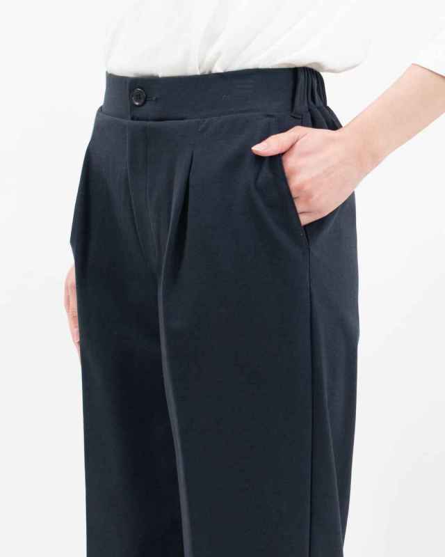 8116176 WWO きれいめポンチのタックストレートパンツ 8116176