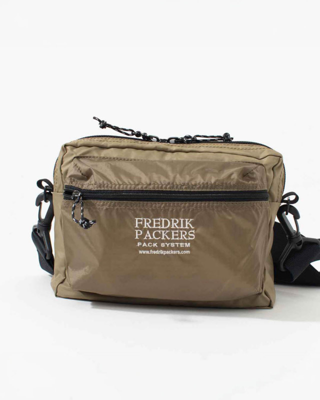 ACCORDSHOULDER-M FREDRIK PACKERS ACCORDSHOULDER-M