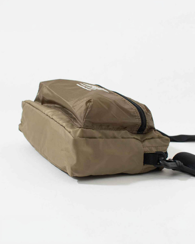 ACCORDSHOULDER-M FREDRIK PACKERS ACCORDSHOULDER-M
