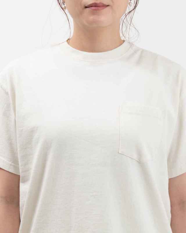 B-491006  BLUE LAKE MARKET アメリカンドライ天竺||バックプリントポケットTee