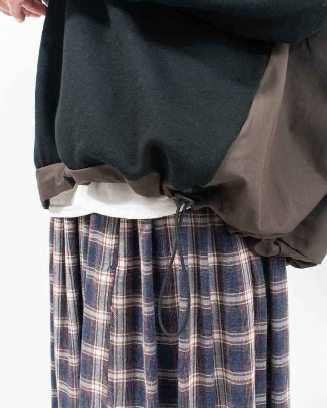 B-513022 BLUE LAKE MARKET AZUMA裏毛/40/2コーマウェザー バイファブリックプルオーバー