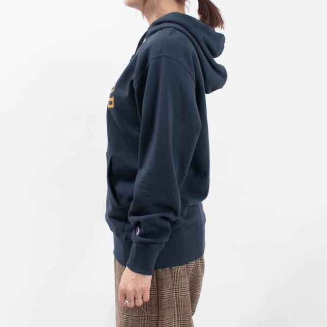 C3-A133  Champion フーデッドスウェットシャツ