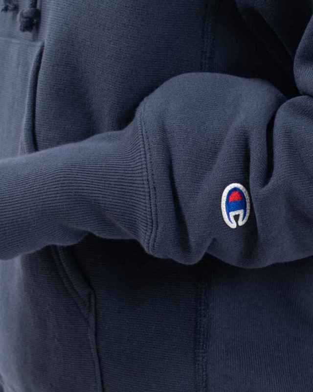 C3-Y132  Champion リバースウィーブ(R) フーデッドスウェットシャツ