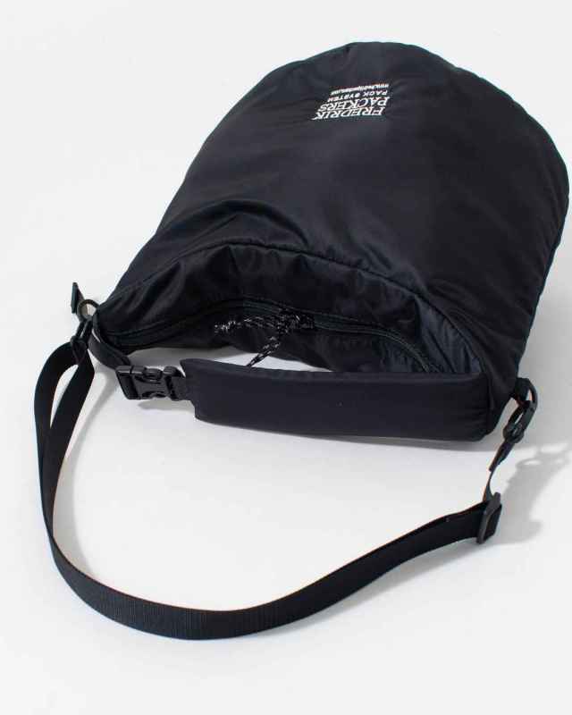 CATSHOULDER　FREDRIK PACKERS CAT SHOULDER