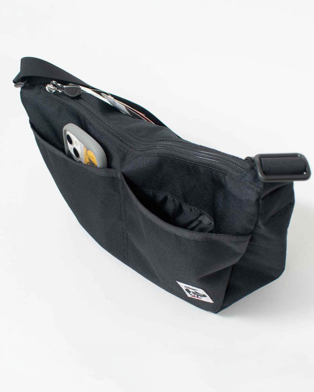 CH60-3962  CHUMS リサイクルスモールバナナショルダーバッグ(ショルダーバッグ)