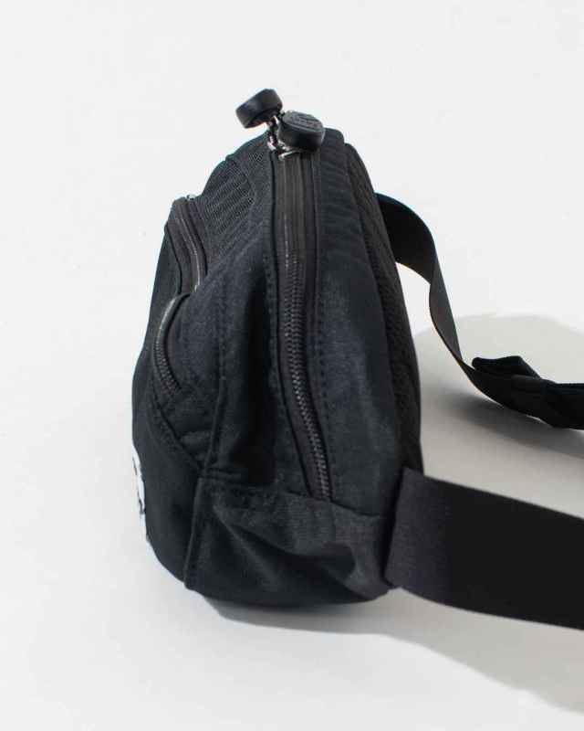 CH60-3969 CHUMS リサイクルスモールオーバルウエストパック(ボディバッグ｜ウエストポーチ)