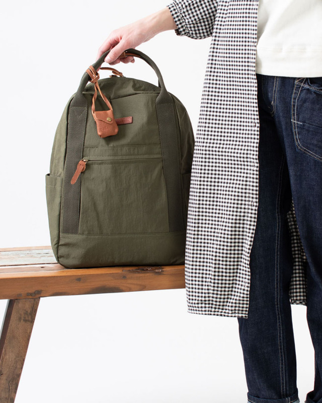 toleur リンクルナイロンB/カウレザーリュック11662