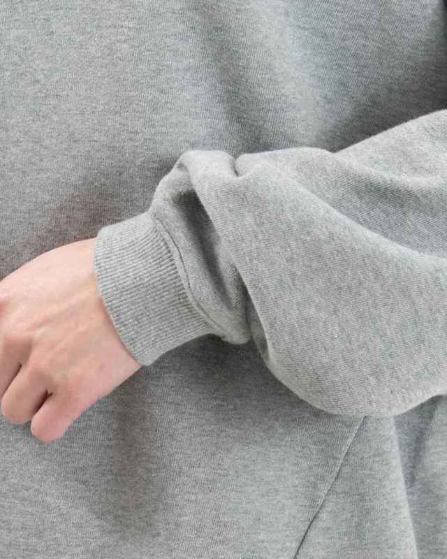 FA-1326  FIRST バルーンシルエットトレーナー