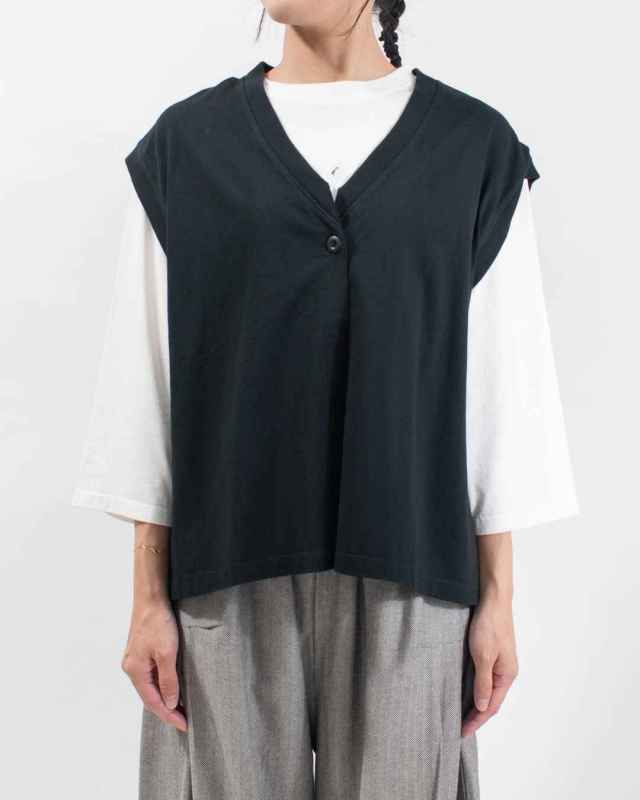 FIRST 前開き Vネックベスト｜ナチュラルファッション・ナチュラル服の通販