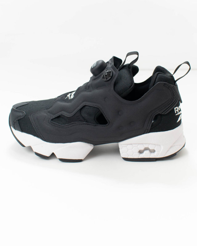 INSTAPUMPFURY94 Reebok インスタ ポンプフューリー 94