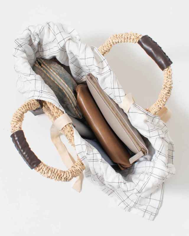 K765004  Folna メイズ透かし編みあずま袋ハンドメイドバック