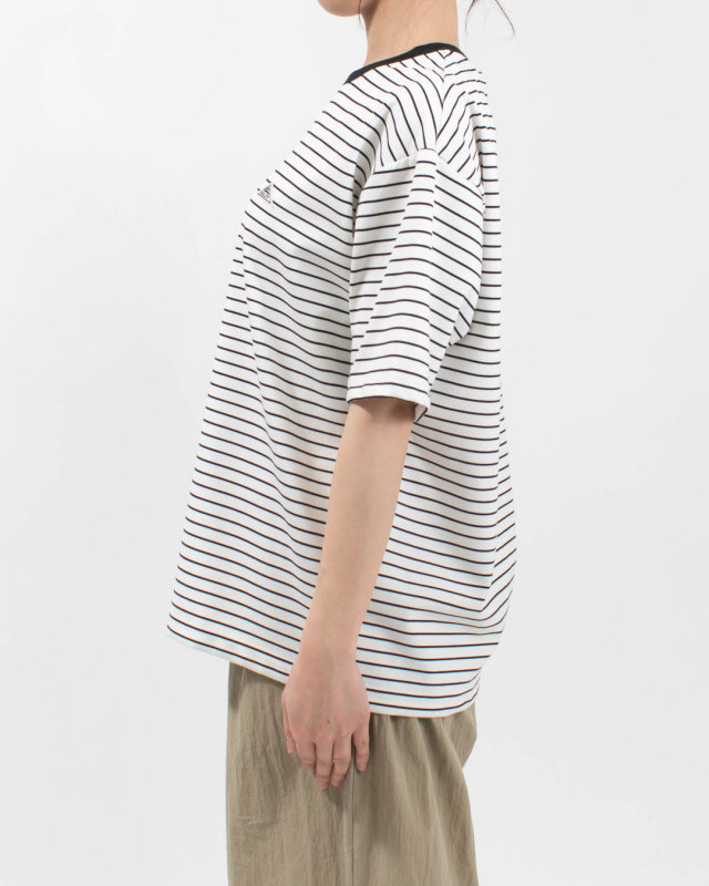 KE26113011  KELTY ワッペンロゴ ボーダーTシャツ