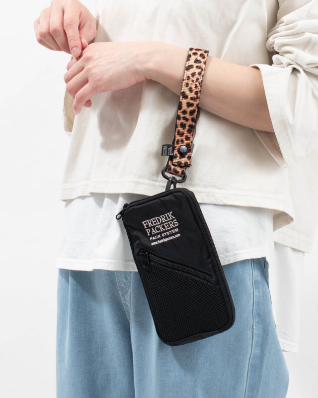 LEOPARDHANDLE FREDRIK PACKERS LEOPARD HANDLE HANG SHOULDER