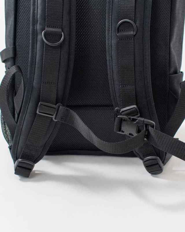 MP2246  Manhattan Portage Cadman Backpack MP2246