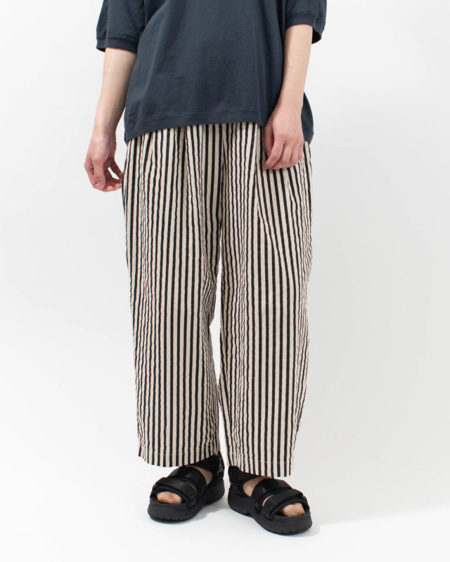 P72600 prit 20/1コットンリネンストライププリント タックイージーパンツ