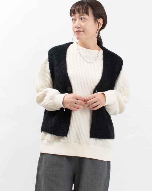 P906100 prit 1/2.8ブークレ3G天竺編みワンボタンベスト 