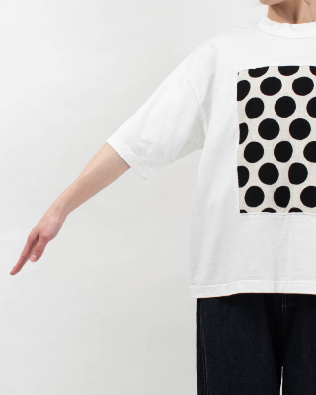 P91638　prit 17/1空紡天竺×10/1ムラ糸プリント5分袖フレームＴシャツ