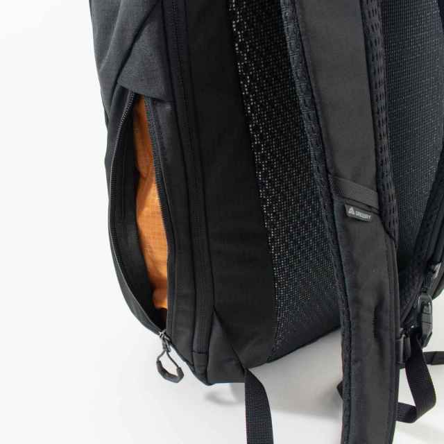 RHUNE22  GREGORY RHUNE 22