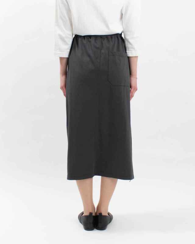 SA-35901 sabbatum ファンクショナル天竺サイドジップスリットタイトスカート