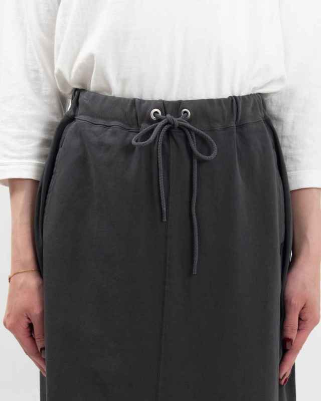 sabbatum ファンクショナル天竺サイドジップスリットタイトスカート