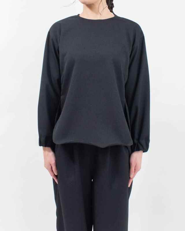 SA-36007  sabbatum ウールライクポリエステル ヘムラウンドブラウス