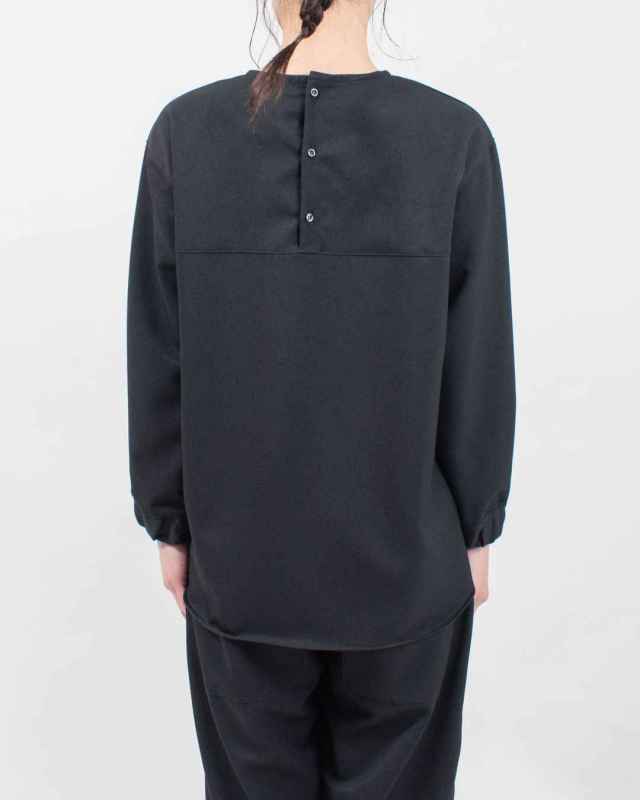 SA-36007  sabbatum ウールライクポリエステル ヘムラウンドブラウス