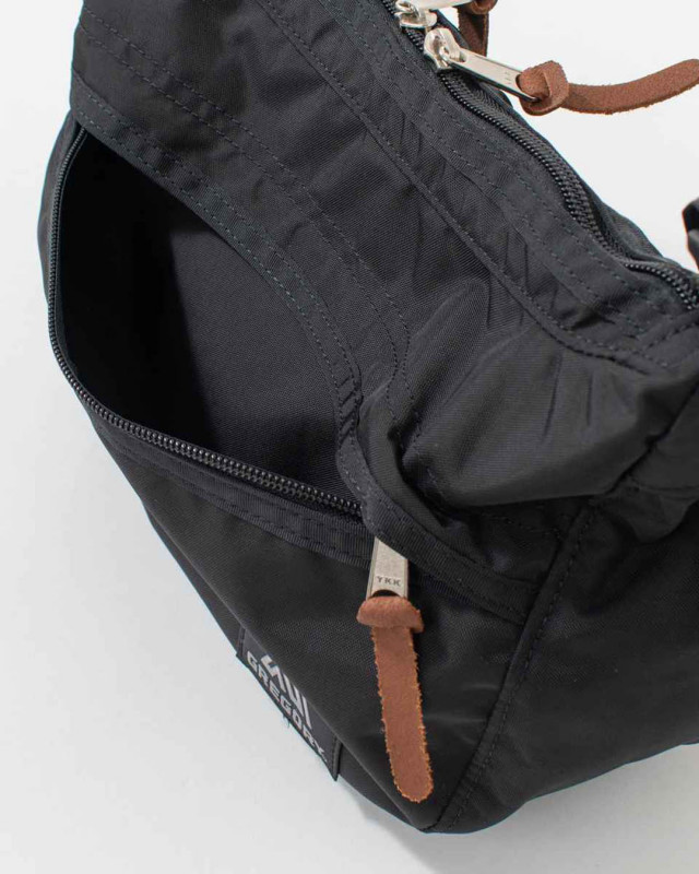 サンヤ カジュアル サッチェル Hand made in UK にこだわるザ・ケンブリッジサッチェル