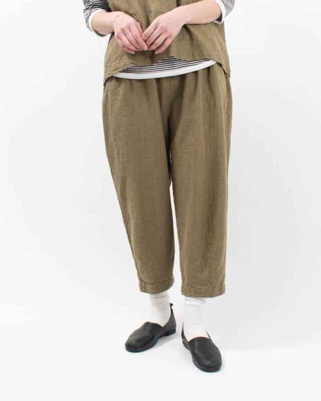 SO[ ] 裾ダーツカーブパンツ