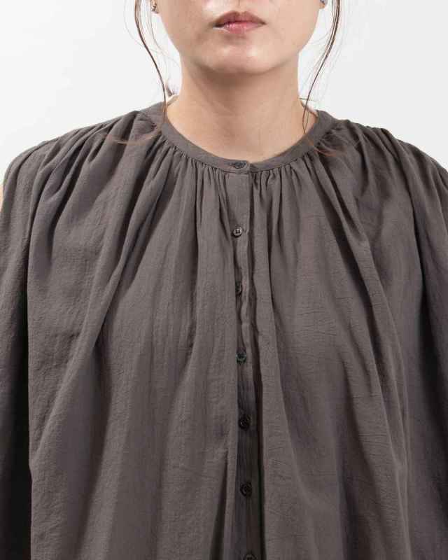 SO[ ]  エスオー ノースリーブギャザーブラウス SB-1827 レディース ナチュラル ファッション 夏 涼しい コーデ 服 30代 40代 50代 カジュアル シンプル SO[ ] ノースリーブギャザーブラウス｜ナチュラルファッション