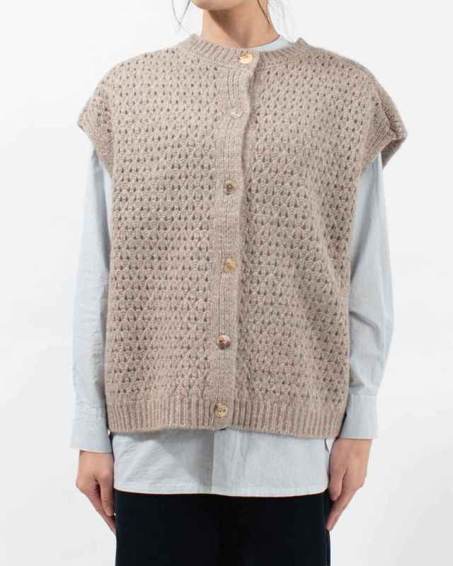 SB-1923 SO[ ] 透かし柄2WAYドロップショルダーベスト