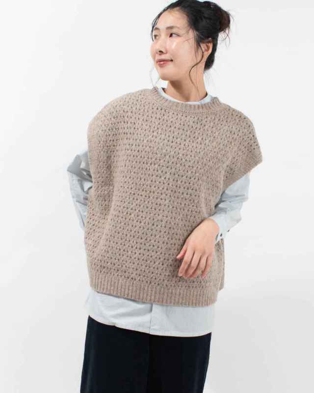 SB-1923 SO[ ] 透かし柄2WAYドロップショルダーベスト