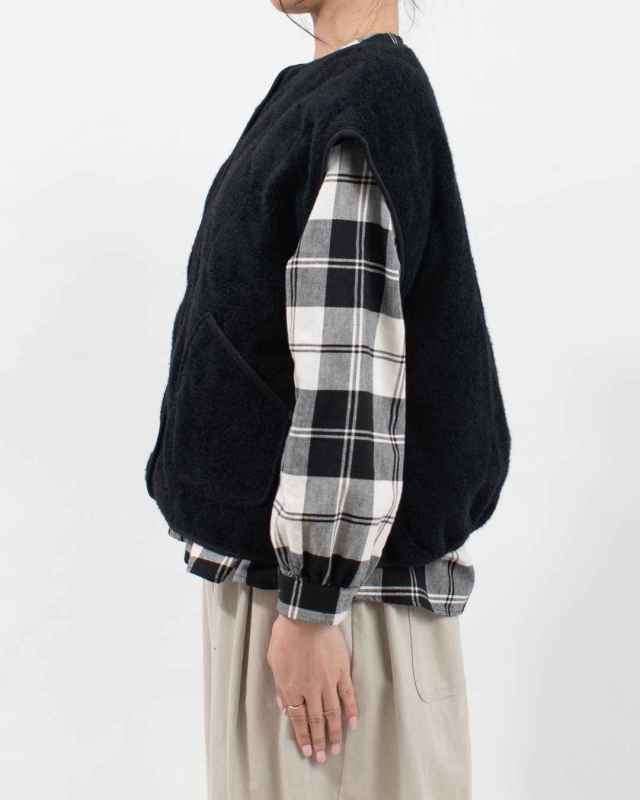 SE8101254 SUN VALLEY リブレスコール中わたキルティングベスト