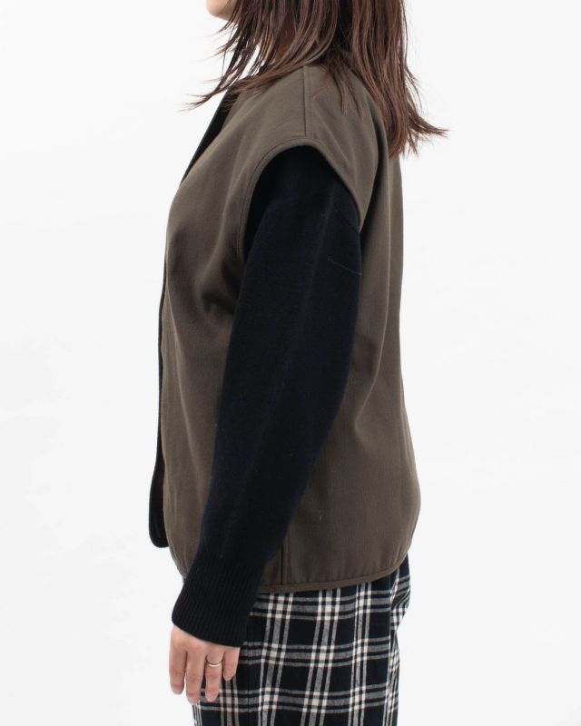 SK8035250  SUN VALLEY 16TCRドビークロス綾織起毛裏ヘリンボーン リバーシブルベスト