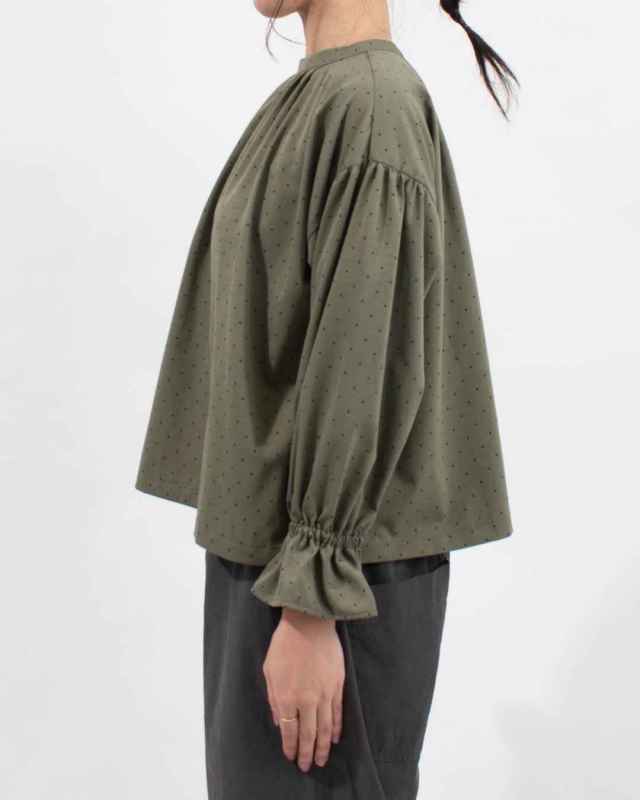 SK8116251  SUN VALLEY ポリエステルツイルドットプリントブラウス