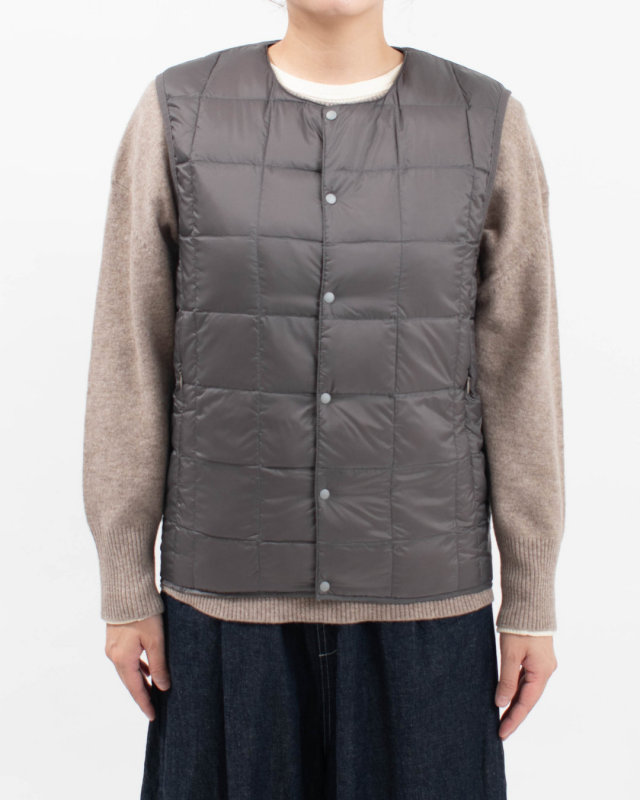 TAION-004 TAION ベーシック クルーネックボタン インナーダウンベスト